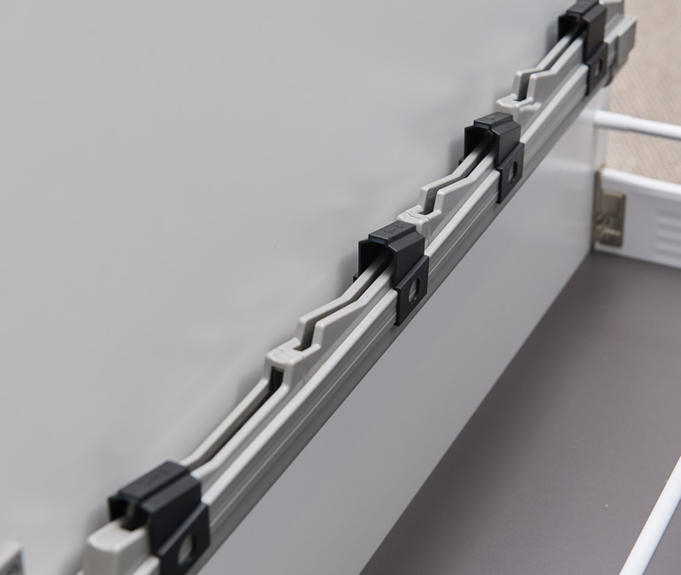 チャイルドロック付き包丁差し