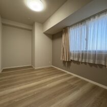 北側6.2帖の洋室　ウォークインクローゼットのあるお部屋