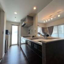 キッチン（食器洗浄乾燥機付きのカウンターキッチン）