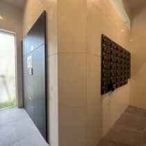 宅配ボックス完備